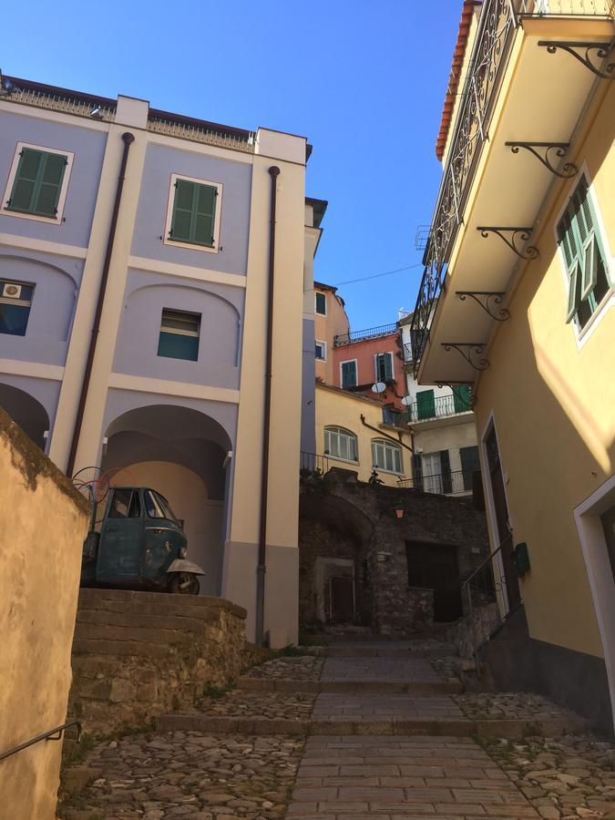 A Ca Du Barba Ge Bed and Breakfast Vallebona Εξωτερικό φωτογραφία